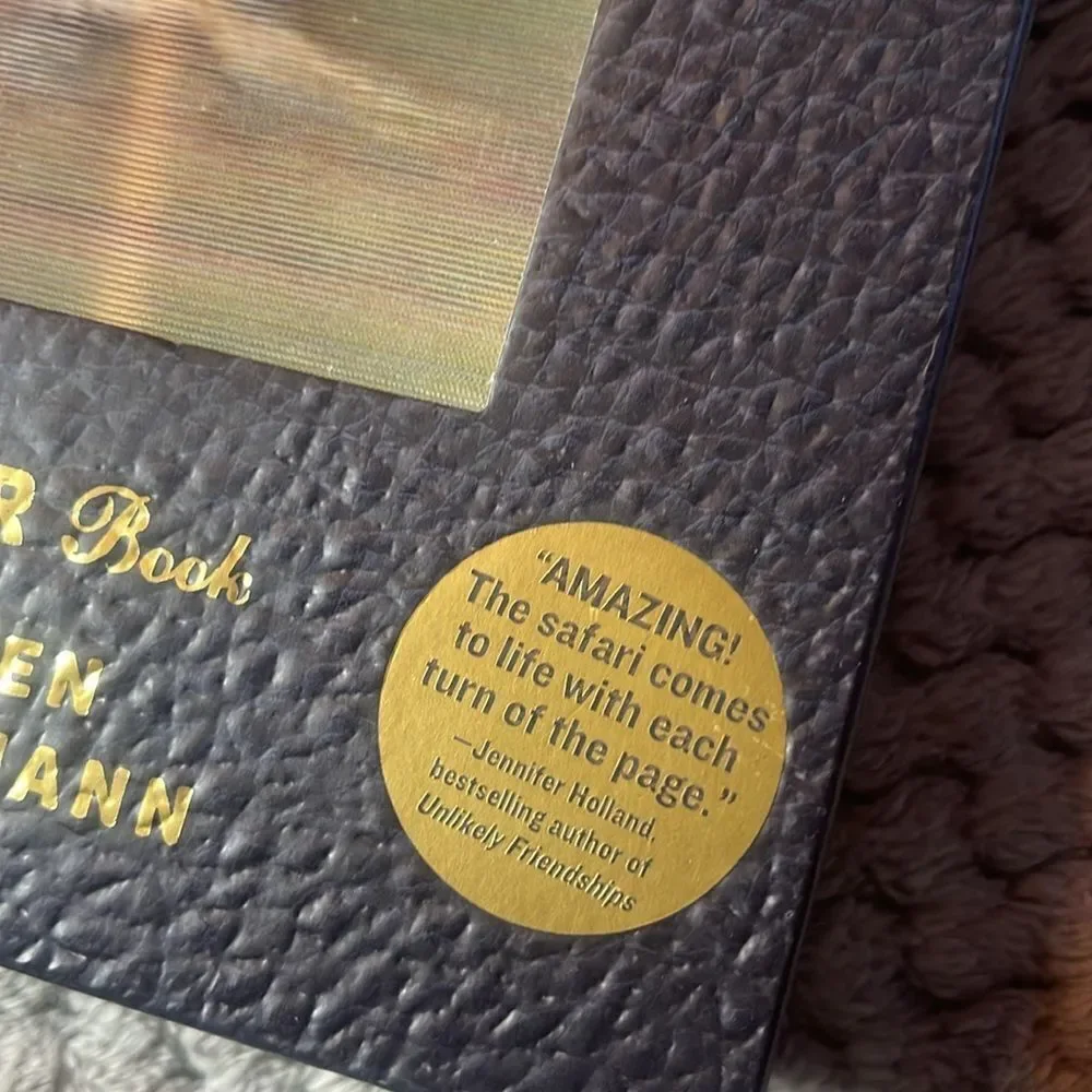 Safari a photicular  book created by Dan Canaan